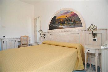 Isolabella Hotel Ventotene Exterior foto
